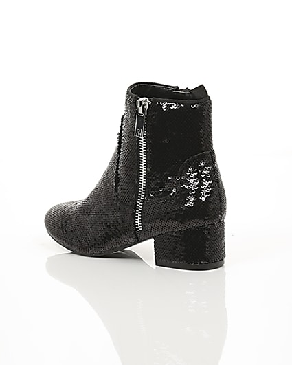 360 degree animation of product Girls black sequin embellished ankle boots frame-19