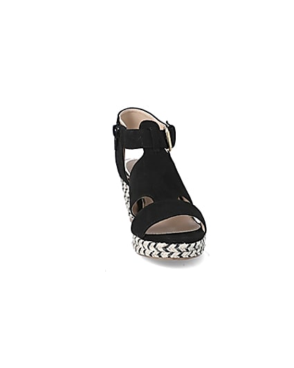 360 degree animation of product Girls black strappy wedge sandals frame-20