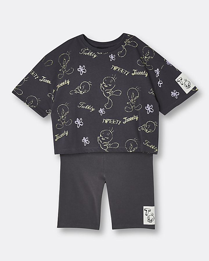 Girls black Tweety t-shirt and shorts outfit