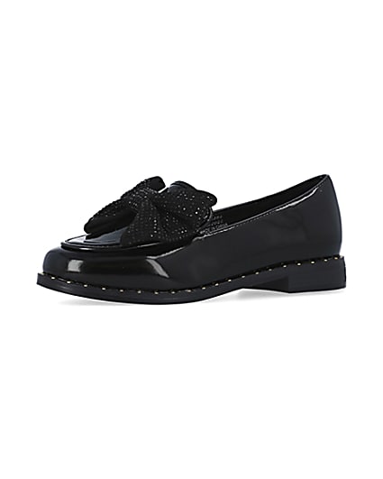 360 degree animation of product Girls Black wide fit Gem Bow patent Loafers frame-1