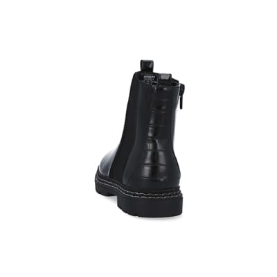 360 degree animation of product Girls black wide fit patent chelsea boots frame-8