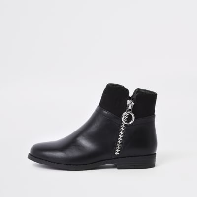 Girls black zip side boots