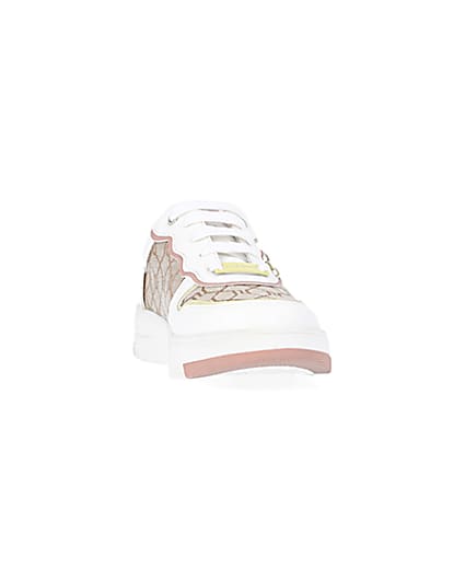 360 degree animation of product Girls Brown RI Monogram trainers frame-20