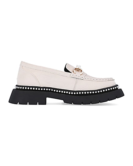 360 degree animation of product Girls Cream Crinkle PU Pearl Loafers frame-15