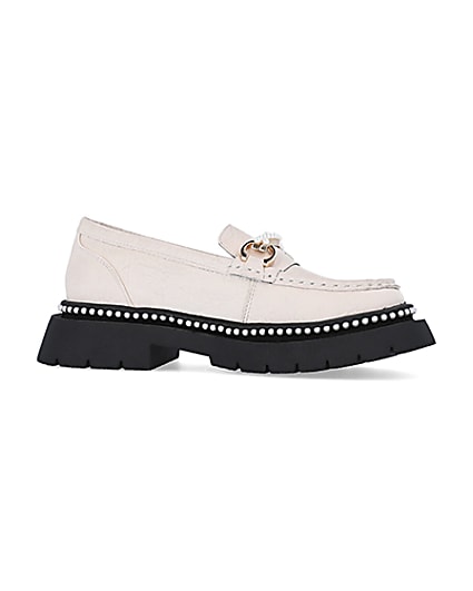 360 degree animation of product Girls Cream Crinkle PU Pearl Loafers frame-16