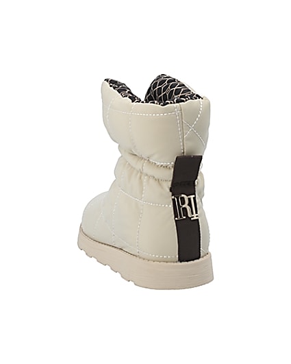 360 degree animation of product Girls cream RI puffer snow boots frame-8
