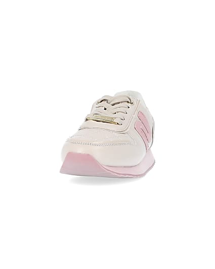 360 degree animation of product Girls ecru RI quilted runner trainers frame-22