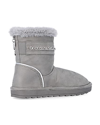 360 degree animation of product Girls Grey Faux Fur Chain Strap Boots frame-13