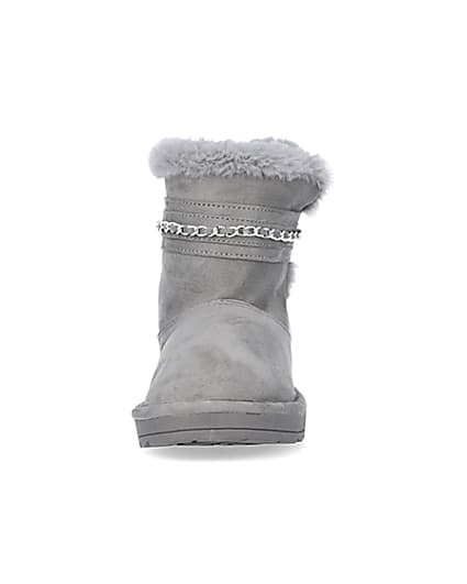 360 degree animation of product Girls Grey Faux Fur Chain Strap Boots frame-21