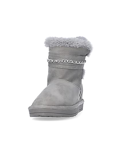 360 degree animation of product Girls Grey Faux Fur Chain Strap Boots frame-22