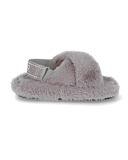 360 degree animation of product Girls grey faux fur diamante trim slippers frame-15