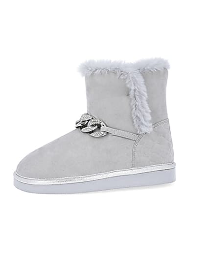 360 degree animation of product Girls grey faux fur lined chain boots frame-2