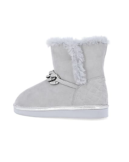 360 degree animation of product Girls grey faux fur lined chain boots frame-4