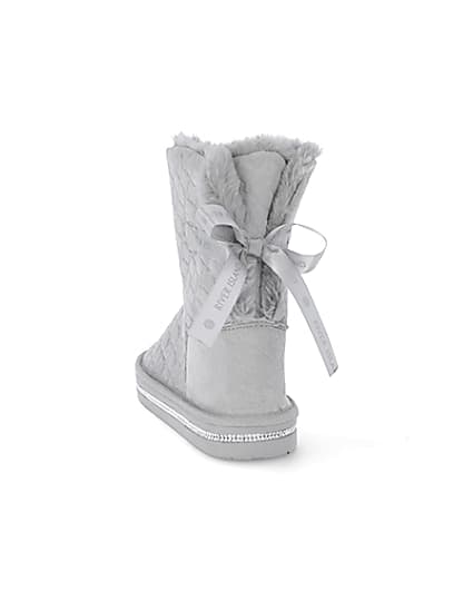 360 degree animation of product Girls grey RI monogram faux fur boots frame-8