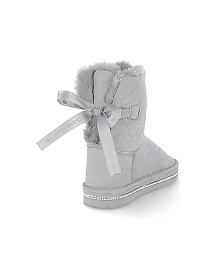 360 degree animation of product Girls grey RI monogram faux fur boots frame-11
