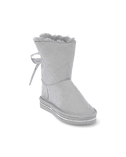 360 degree animation of product Girls grey RI monogram faux fur boots frame-19