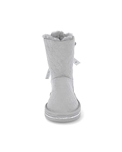 360 degree animation of product Girls grey RI monogram faux fur boots frame-21