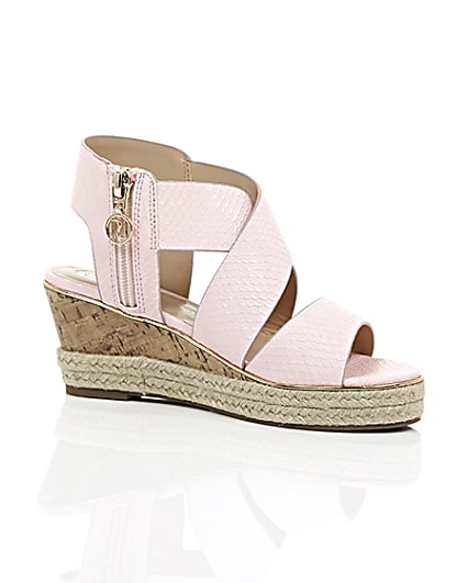 360 degree animation of product Girls light pink wedge sandals frame-8