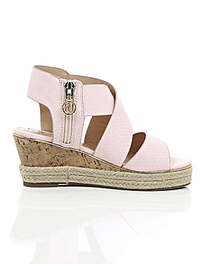 360 degree animation of product Girls light pink wedge sandals frame-10