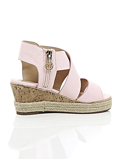 360 degree animation of product Girls light pink wedge sandals frame-11