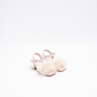 Fluffy sandals best sale for babies