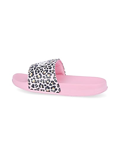 360 degree animation of product Girls pink Hype animal print sliders frame-4