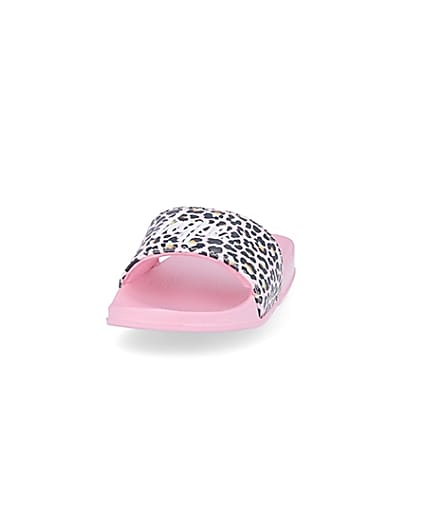 360 degree animation of product Girls pink Hype animal print sliders frame-22