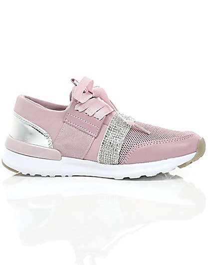 360 degree animation of product Girls pink metallic runner trainers frame-9