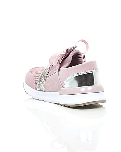 360 degree animation of product Girls pink metallic runner trainers frame-18