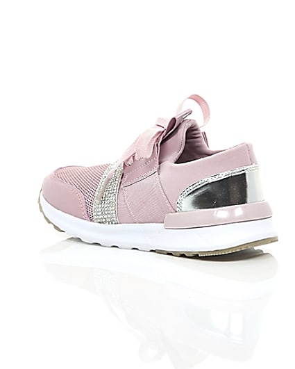 360 degree animation of product Girls pink metallic runner trainers frame-19