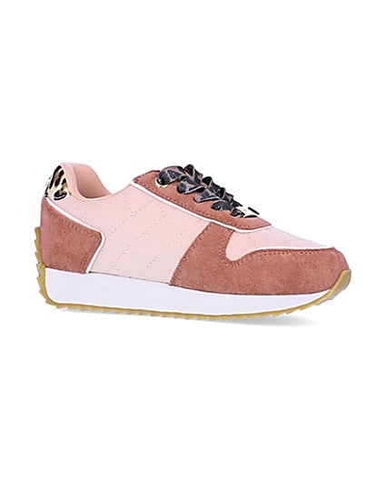 360 degree animation of product Girls pink RI leopard print runner trainers frame-16