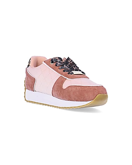 360 degree animation of product Girls pink RI leopard print runner trainers frame-18