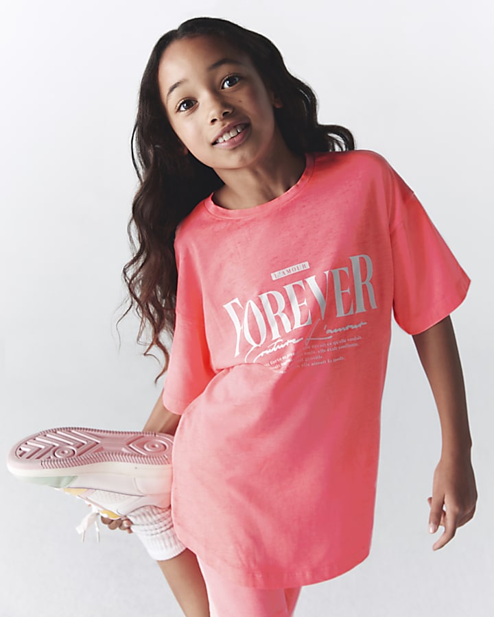 Girls Pink t-shirt and Cycling shorts outfit
