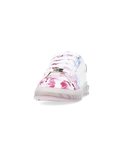 360 degree animation of product Girls pink tie dye RI monogram trainers frame-22