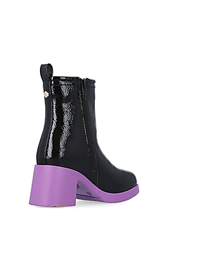 360 degree animation of product Girls Purple patent heeled boots frame-12