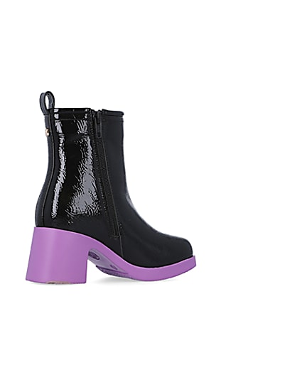 360 degree animation of product Girls Purple patent heeled boots frame-13