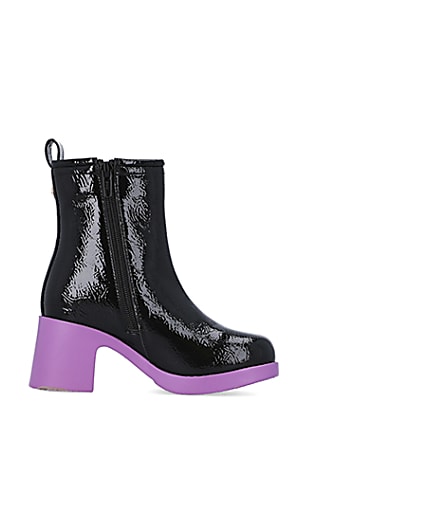 360 degree animation of product Girls Purple patent heeled boots frame-15