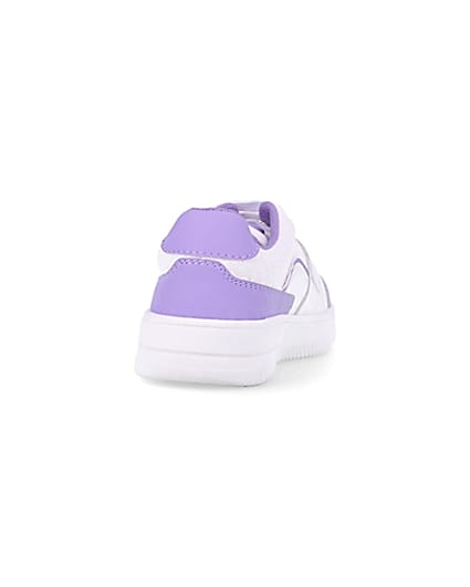 360 degree animation of product Girls purple RI branded Velcro trainers frame-10
