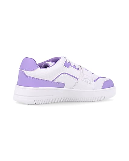 360 degree animation of product Girls purple RI branded Velcro trainers frame-13