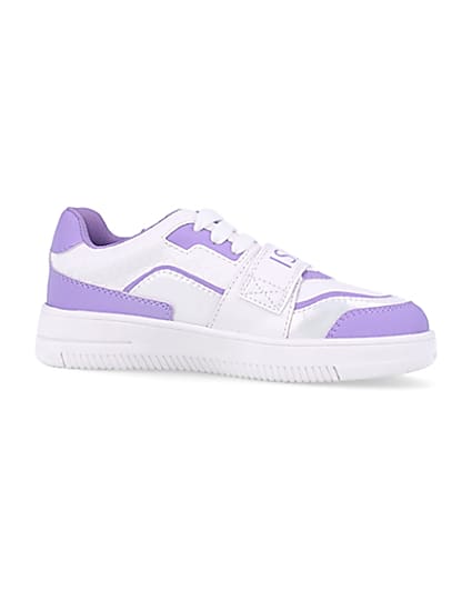 360 degree animation of product Girls purple RI branded Velcro trainers frame-16