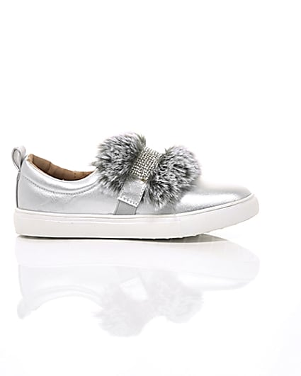 360 degree animation of product Girls silver faux fur diamante strap plimsoll frame-9