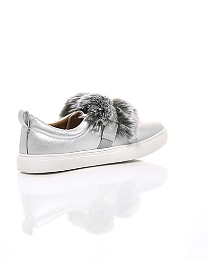 360 degree animation of product Girls silver faux fur diamante strap plimsoll frame-12