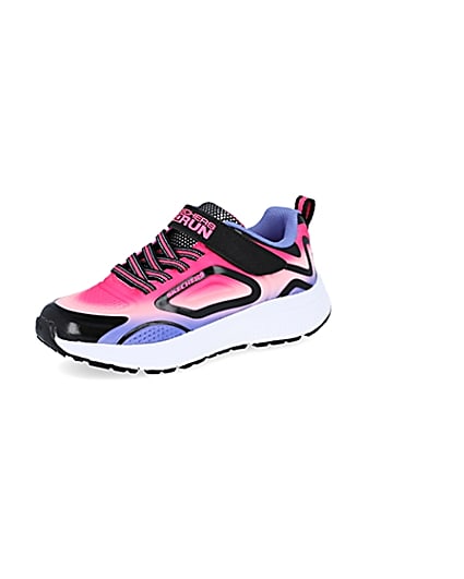 360 degree animation of product Girls Skechers black trainers frame-1