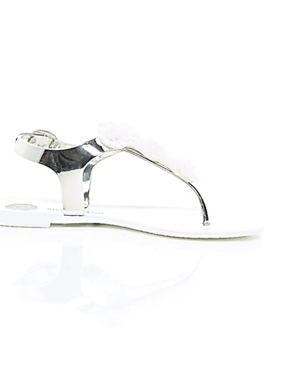 360 degree animation of product Girls white and silver floral jelly sandals frame-9