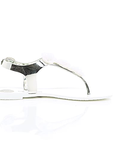 360 degree animation of product Girls white and silver floral jelly sandals frame-10