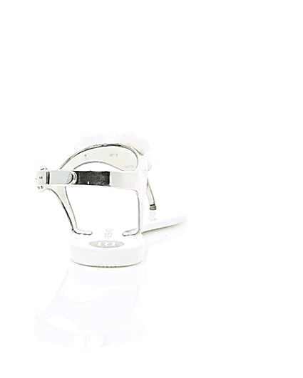 360 degree animation of product Girls white and silver floral jelly sandals frame-15