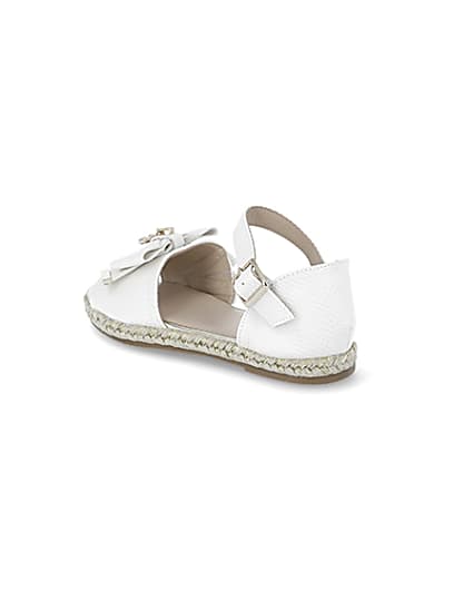 360 degree animation of product Girls white bow espadrille sandals frame-6