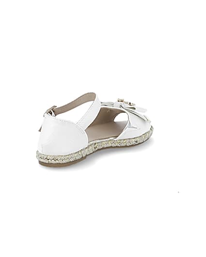 360 degree animation of product Girls white bow espadrille sandals frame-12