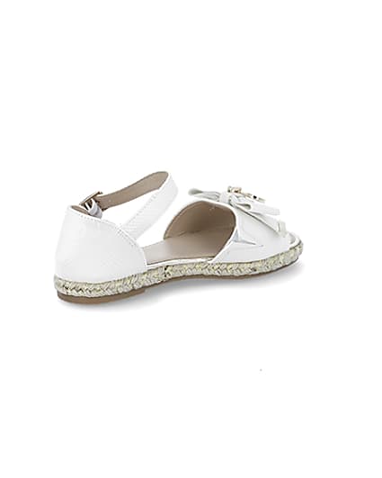 360 degree animation of product Girls white bow espadrille sandals frame-13