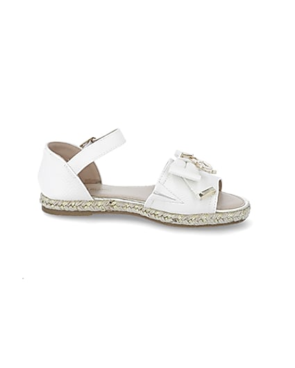 360 degree animation of product Girls white bow espadrille sandals frame-16